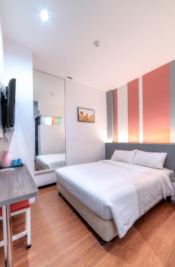 HelicoNia Hotel George Town Buitenkant foto