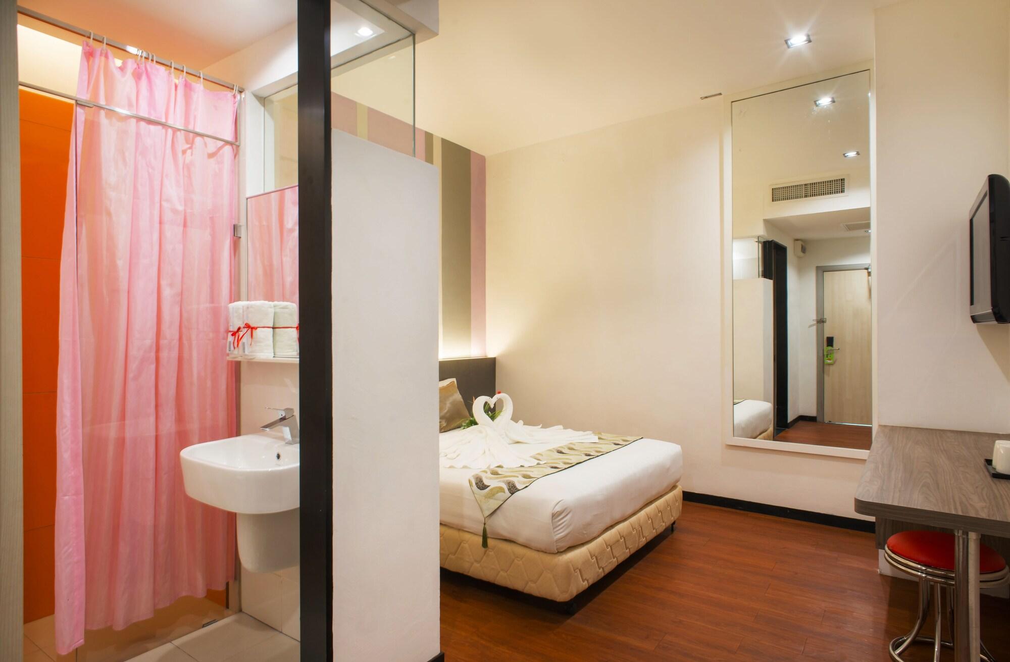 HelicoNia Hotel George Town Buitenkant foto