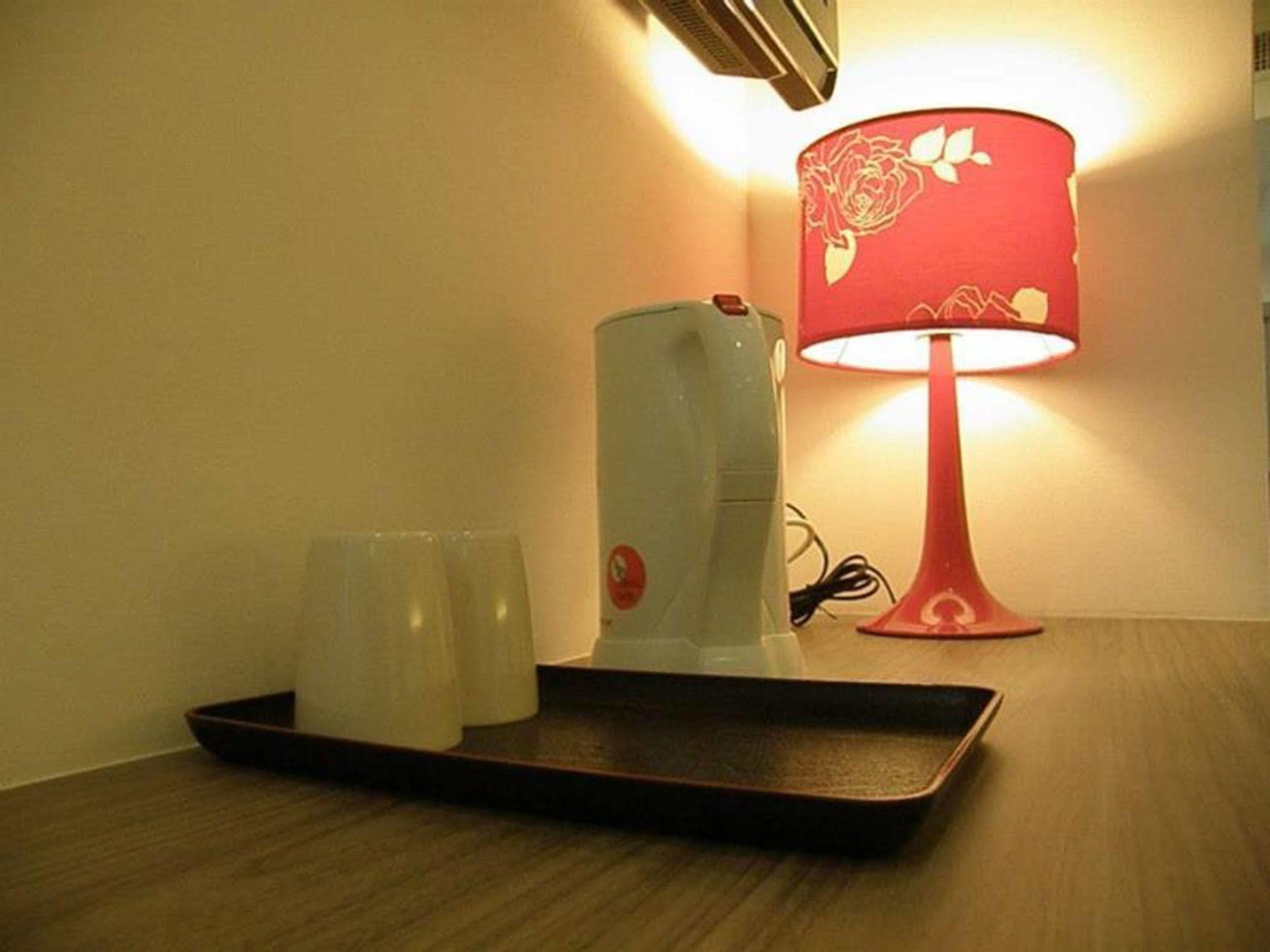 HelicoNia Hotel George Town Buitenkant foto