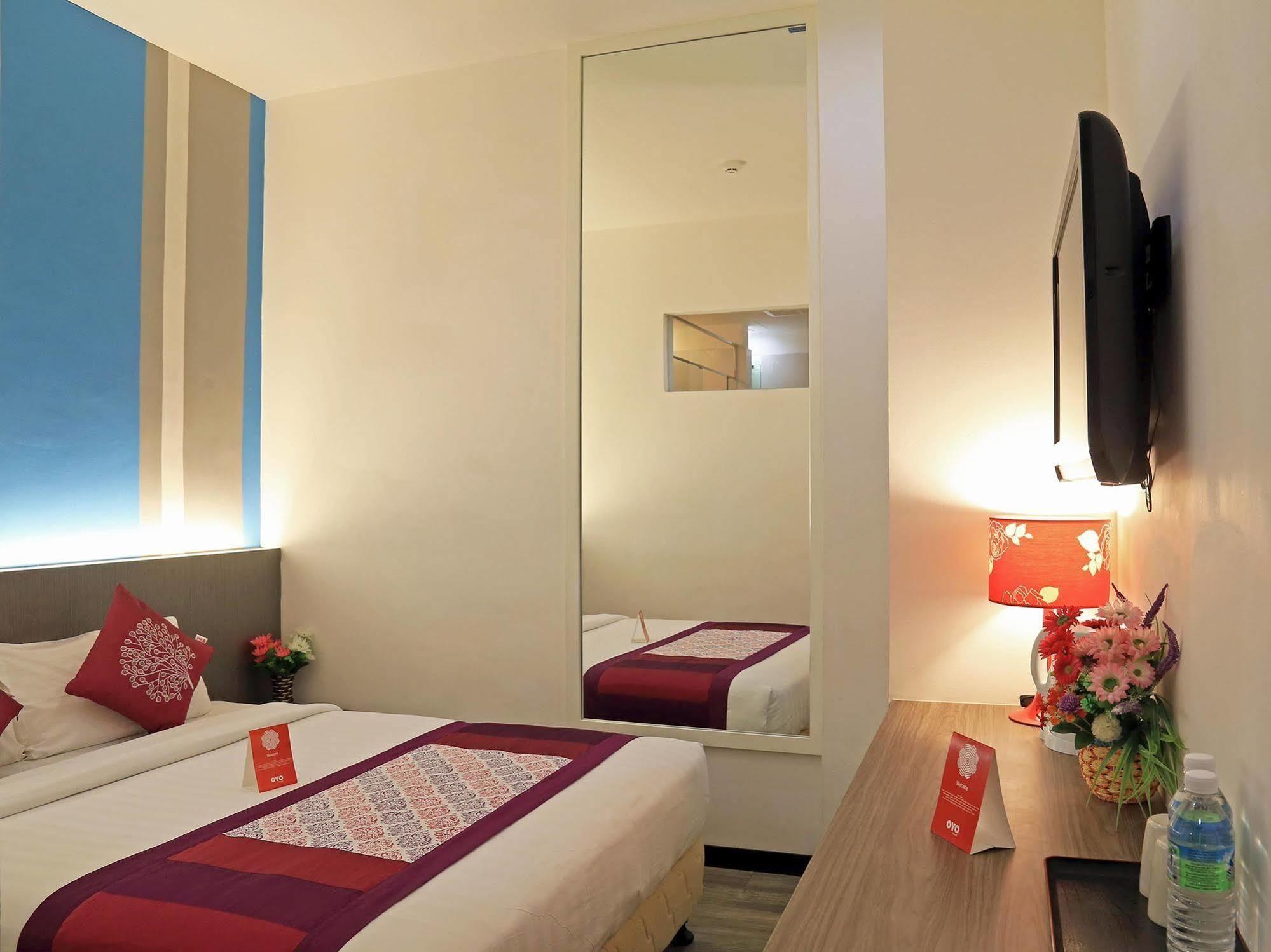 HelicoNia Hotel George Town Buitenkant foto